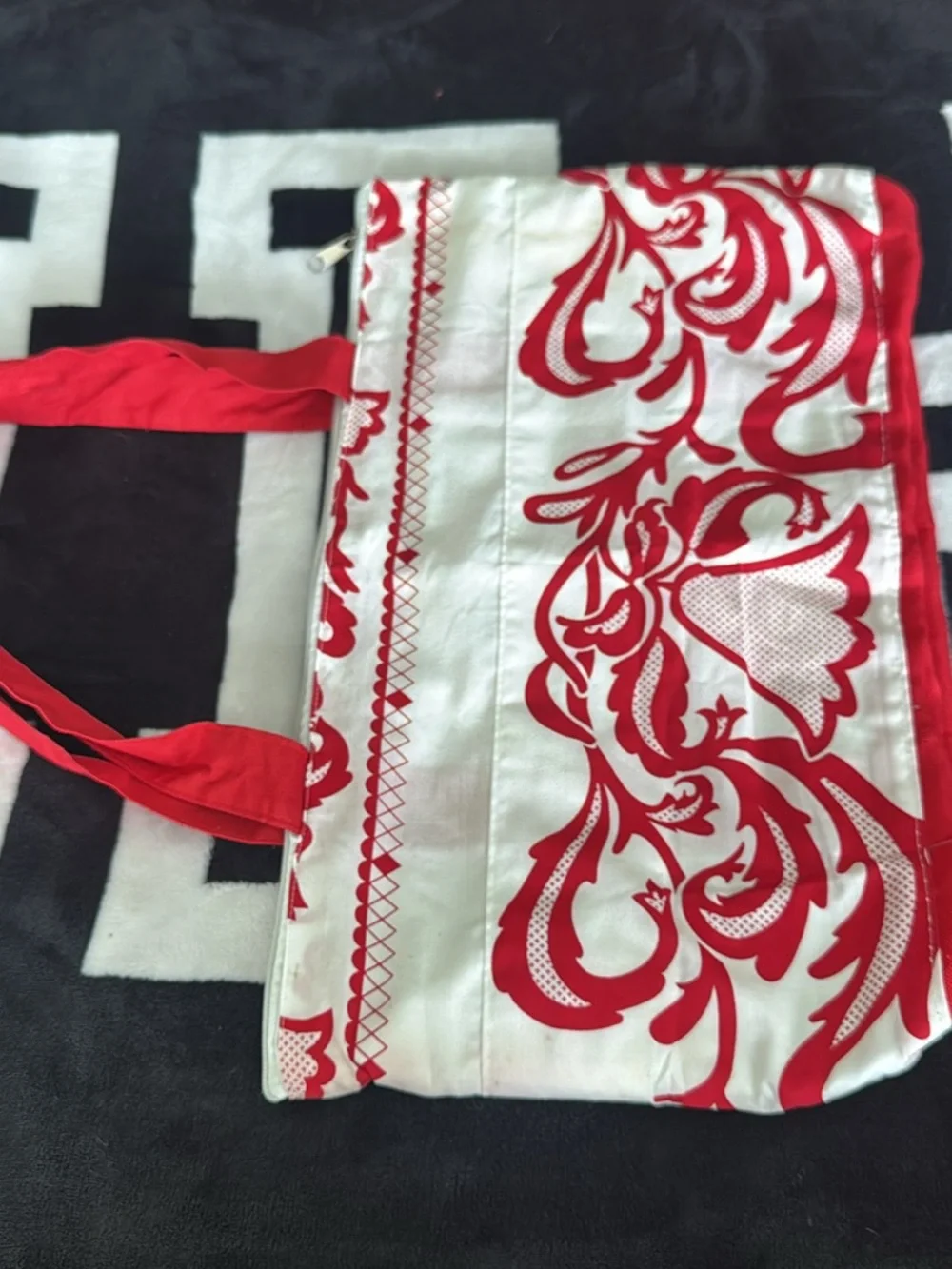 Panama Pollera Red and White Floral Tote Bag - Lightweight Women's Carryall